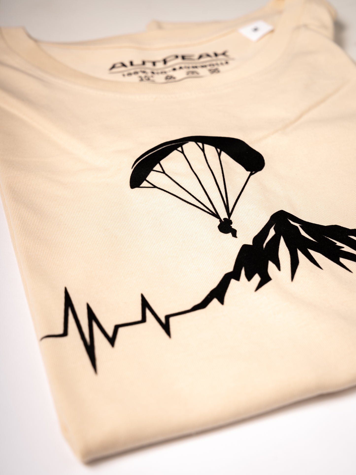 "P-HEART" ORGANIC T-SHIRT